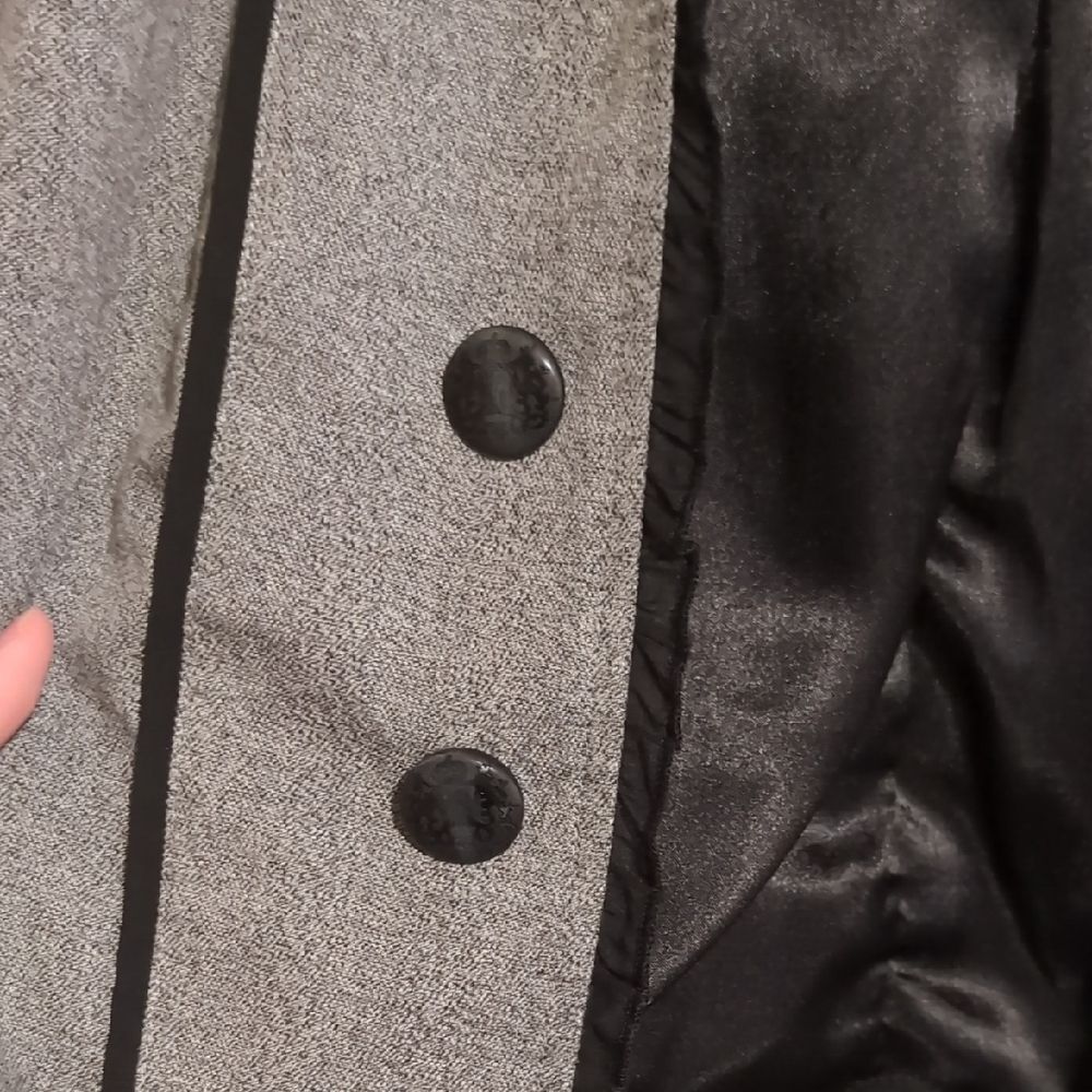 Stoosh Gray Women's Blazer With Black Accents - Picture 4 of 15